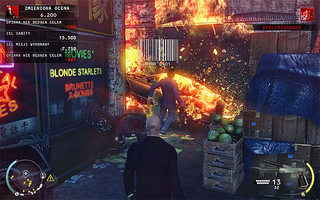 Skoro mowa o bocznej alejce z zaparkowanym autem Króla Chinatown, ciekawą opcją jest uaktywnienie alarmu samochodu - Zamordowanie Króla Chinatown (Rynek Chinatown) | 2 - Król Chinatown - Hitman Absolution - poradnik do gry