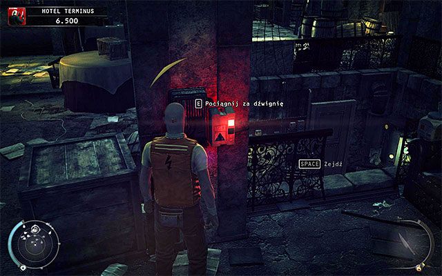 Najbardziej radykalny wariant odwrócenia uwagi przeciwników jest dwuczęściowy - Dotarcie na siódme piętro hotelu (Hotel Terminus) | 3 - Terminus - Hitman Absolution - poradnik do gry