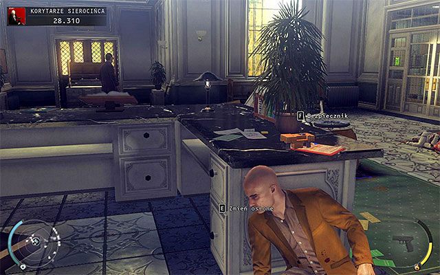 Czwarty bezpiecznik możesz odnaleźć w recepcji na parterze - Odnalezienie bezpieczników - wyższe poziomy trudności (Korytarze sierocińca) | 6 - Rosewood - Hitman Absolution - poradnik do gry