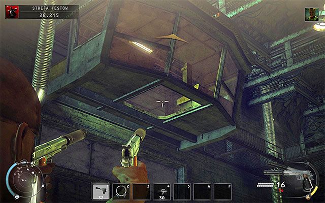 Ostatni z dostępnych zaaranżowanych wypadków dotyczy przyczynienia się do pęknięcia szklanej podłogi w głównym pomieszczeniu kontrolnym - Zamordowanie doktora Marcusa Greena (Strefa testów) | 12 - Fabryka śmierci - Hitman Absolution - poradnik do gry