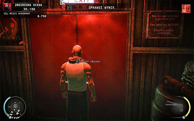 Jeżeli Sancheza zamordowałeś w klasyczny sposób, to zwróć uwagę na pilnującego wyjścia pojedynczego wartownika - Opuszczenie areny (Arena) | 13 - Noc walki | Solucja Hitman Rozgrzeszenie - Hitman Absolution - poradnik do gry