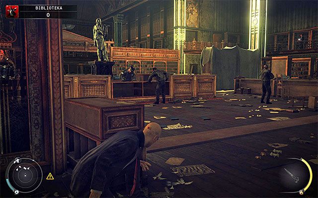 Do drugiej części biblioteki prowadzi kilka różnych ścieżek - Przeprawa przez pierwszą część biblioteki (Biblioteka) | 4 - Uciekaj, by przeżyć - Hitman Absolution - poradnik do gry