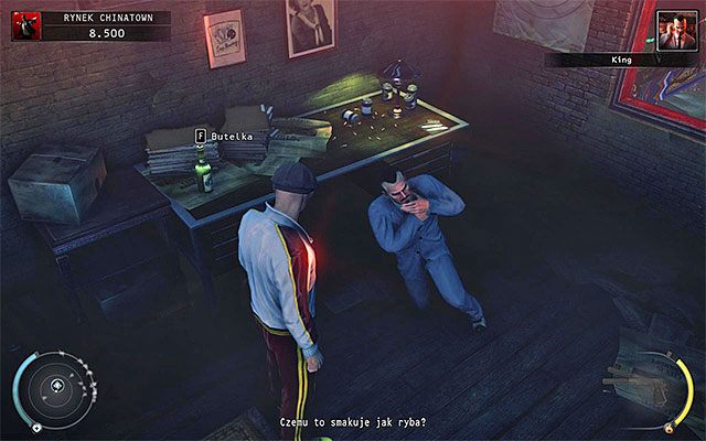 Powróć do ogrodzonego obszaru i zaczekaj na przybycie Króla Chinatown - Otrucie Króla Chinatown (Rynek Chinatown) | 2 - Król Chinatown - Hitman Absolution - poradnik do gry