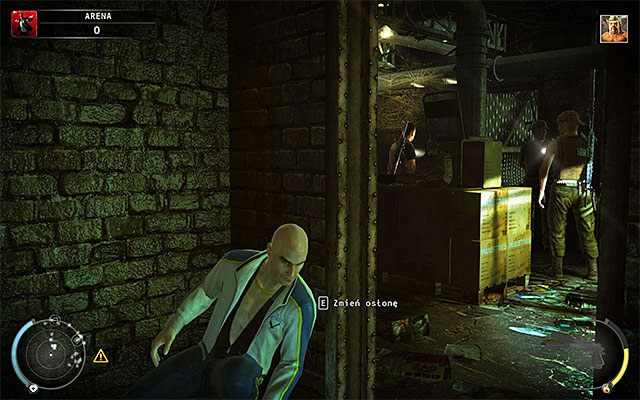 Skorzystaj ze schodów, przy czym zatrzymaj się na półpiętrze - Zamordowanie Sancheza w tradycyjny sposób (Arena) | 13 - Noc walki - Hitman Absolution - poradnik do gry