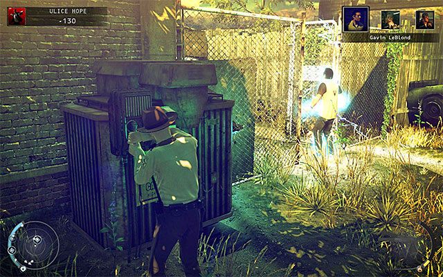 Kolejna okazja do zamordowania LeBlonda na terenie złomowiska dotyczy porażenia go prądem - Zamordowanie Gavina LeBlonda (Ulice Hope) | 9 - Ogolić Lennyego - Hitman Absolution - poradnik do gry