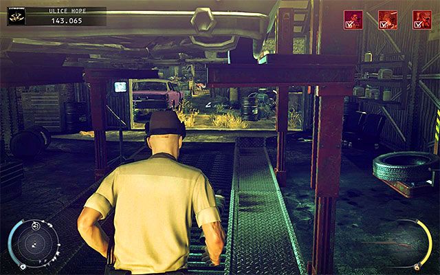 Trzeci wariant związany jest z garażem, czyli obszarem łączącym złomowisko z boczną alejką - Zamordowanie Gavina LeBlonda (Ulice Hope) | 9 - Ogolić Lennyego - Hitman Absolution - poradnik do gry