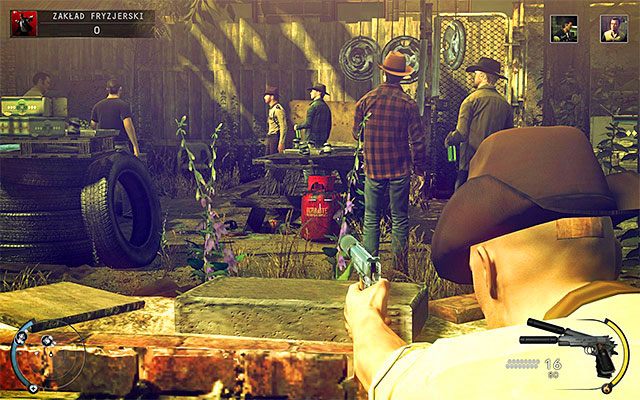 Mason McCready zdecydowanie najwięcej czasu spędza stojąc przy grillu zlokalizowanym niedaleko głównego wejścia do zakładu fryzjerskiego - Zamordowanie Masona McCreadyego (Zakład fryzjerski) | 9 - Ogolić Lennyego - Hitman Absolution - poradnik do gry