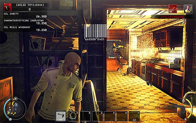 Po włączeniu kuchenki najlepiej jest wycofać się do korytarza zlokalizowanego przy głównym wejściu do budynku - Zamordowanie Lukea Wheeleya (Zakład fryzjerski) | 9 - Ogolić Lennyego - Hitman Absolution - poradnik do gry