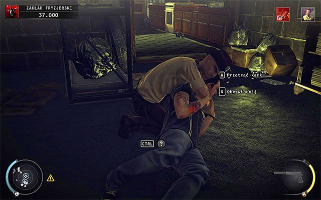 Alternatywnym sposobem zakończenia opisywanego etapu jest zaciągnięcie ciała Lennyego do jednego z wyjść - Zneutralizowanie Lennyego (Zakład fryzjerski) | 9 - Ogolić Lennyego - Hitman Absolution - poradnik do gry