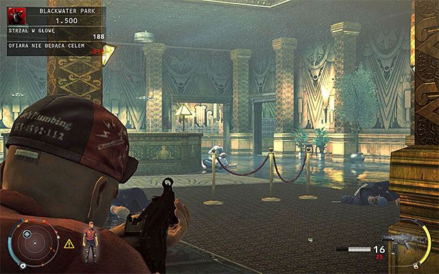Po wyeliminowaniu pierwszej grupy wrogów schowaj się za zasłoną i rozpocznij eliminację kolejnych jednostek wroga - Odblokowanie dostępu do windy (Blackwater Park) | 18 - Blackwater Park - Hitman Absolution - poradnik do gry