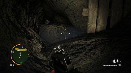 Przy pierwszej sposobności odbij w lewy korytarz, gdzie znajdziesz posążek - Wyspa południowa (północny zachód) | Przedmioty kultu (ukryte przedmioty) - Far Cry 3 - poradnik do gry