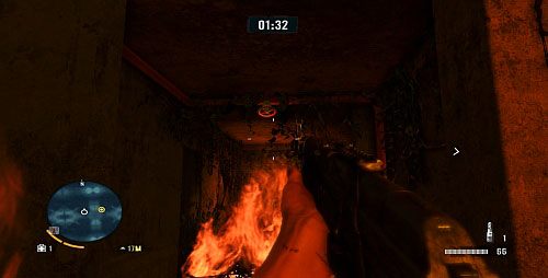 Za drzwiami, przejdź przez wąskie przejście trzymając odpowiedni przycisk - Hotel Island Port | Misje główne w Far Cry 3 - Far Cry 3 - poradnik do gry