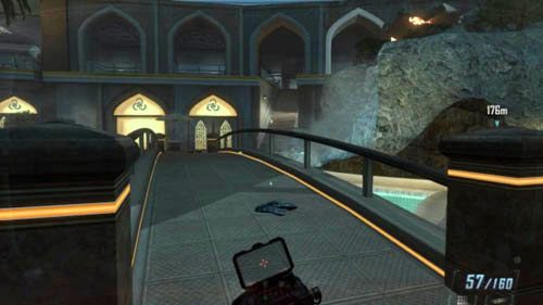 Przejdź przez najbliższy most na drugą stronę ostrzeliwując wroga w oknie - 06 - Karma | Misje - Opis przejścia | Call of Duty Black Ops II - Call of Duty: Black Ops II - poradnik do gry