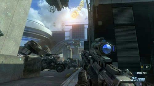 Zwróć uwagę na ogrodzenie przy budynku z liczbą 26, za którym znajduje się sporo materiałów budowlanych - 11 - Judgment Day | Misje - Opis przejścia | Call of Duty Black Ops II - Call of Duty: Black Ops II - poradnik do gry