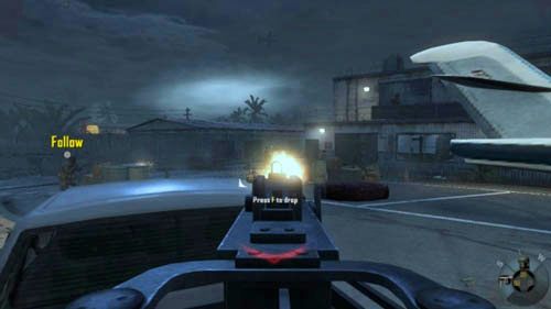 Następnie przekręć karabin w lewo i zacznij strzelać we wrogów lub w miejsca, w których się ukrywają - 07 - Suffer with Me | Misje - Wyzwania | Call of Duty Black Ops II - Call of Duty: Black Ops II - poradnik do gry