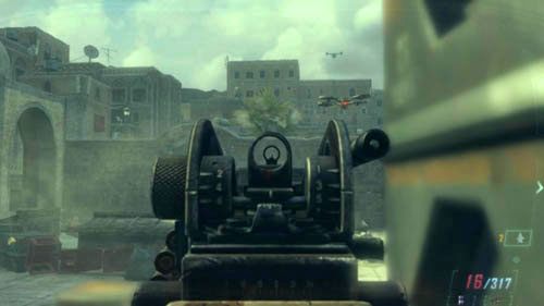 Trzecia okazja to ostatnia walka, którą stoczysz jako Farid - czyli dziedziniec połączony z ulicą przedzieloną zjazdem - 08 - Achilles Veil | Misje - Wyzwania | Call of Duty Black Ops II - Call of Duty: Black Ops II - poradnik do gry