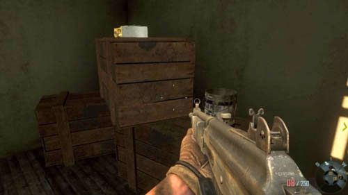 Kiedy dotrzesz do wejścia do misji (zaraz po tym, kiedy z Hudsonem i Woodsem zauważycie Menendeza), zwróć uwagę na wejście do dzwonnicy, na prawo od głównej bramy (pierwszy obrazek powyżej) - 04 - Time and Fate | Materiały wywiadowcze | Call of Duty Black Ops II - Call of Duty: Black Ops II - poradnik do gry