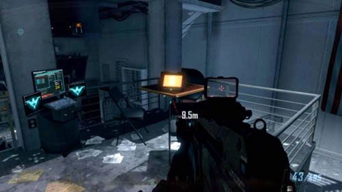 Kiedy jako Mason wstaniesz od komputera, przy którym leży (żywy lub martwy) admirał Briggs i zejdziesz po schodach, idź przed siebie - 09 - Odysseus | Materiały wywiadowcze | Call of Duty Black Ops II - Call of Duty: Black Ops II - poradnik do gry