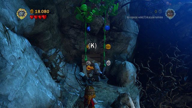 Rękojeść, za którą musi pociągnąć silna postać znajduje się pod lianami otwierającymi nam dalszą drogę - Wichrowy Czub | Znajdźki | LEGO The Lord of the Rings - LEGO The Lord of the Rings: Władca Pierścieni - poradnik do gry