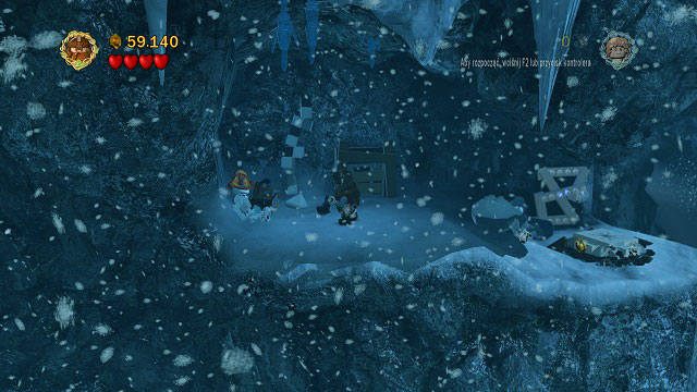 I tutaj będziemy musieli uderzyć kilka przedmiotów - Przełęcz Caradhras | Znajdźki | LEGO The Lord of the Rings - LEGO The Lord of the Rings: Władca Pierścieni - poradnik do gry