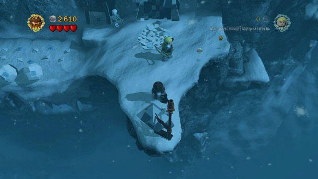 #2 - Po ominięciu pierwszego obozu i zebraniu drużyny trzeba udać się na lewo wzdłuż ściany - Przełęcz Caradhras | Znajdźki | LEGO The Lord of the Rings - LEGO The Lord of the Rings: Władca Pierścieni - poradnik do gry