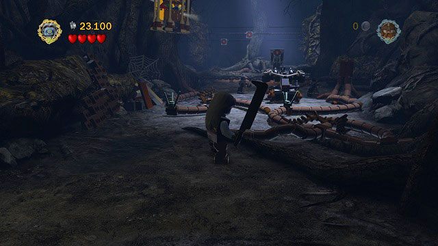 Wewnątrz musimy zasiąść za sterami balisty i zniszczyć jak najwięcej ruchomych celów - Tropem Hobbitów | Znajdźki | LEGO The Lord of the Rings - LEGO The Lord of the Rings: Władca Pierścieni - poradnik do gry