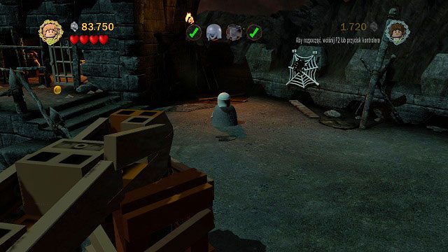 #5 Po zepchnięciu dwóch skrzyń, gdy będziemy schodzić po schodach we wnęce zobaczymy kilka kamieni - Cirith Ungol | Znajdźki | LEGO The Lord of the Rings - LEGO The Lord of the Rings: Władca Pierścieni - poradnik do gry
