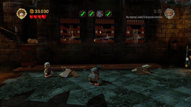 Po drodze natkniemy się na barykadę, którą może spalić Sam - Cirith Ungol | Opis przejścia - Akt III | LEGO The Lord of the Rings - LEGO The Lord of the Rings: Władca Pierścieni - poradnik do gry