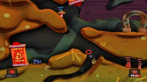 Ruch rozpoczynamy od wymierzenia strzału z Bazooki w robala po lewej - Spokój mi tu! | Podwórko (Kampania) | Worms Revolution - Worms: Revolution - poradnik do gry