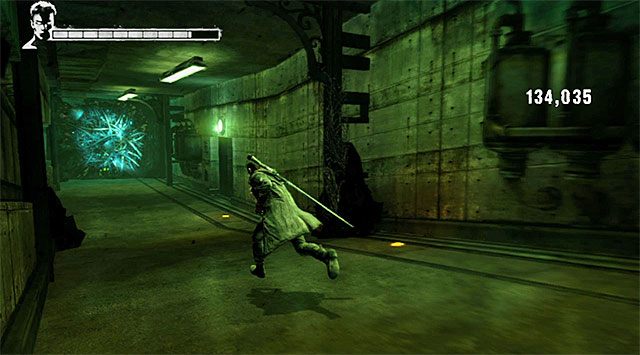 Po znalezieniu się przy następnym skrzyżowaniu wybierz początkowo tunel prowadzący do przejścia zablokowanego przez niebieskie winorośla (powyższy screen) - Dotarcie do mieszalni | 5 - Virility | DMC Devil May Cry - DMC: Devil May Cry - poradnik do gry