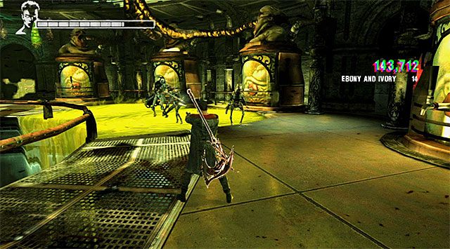 W trakcie rozgrywania tej bitwy uważaj przede wszystkim na pojawiające się okazjonalnie w okolicy kałuże kwasu - Główna bitwa w mieszalni | 5 - Virility | DMC Devil May Cry - DMC: Devil May Cry - poradnik do gry