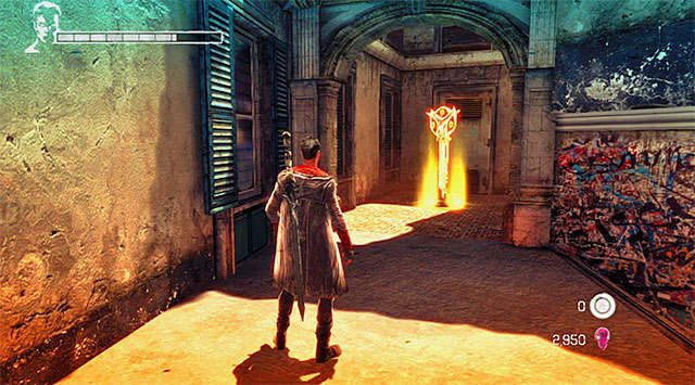 KLUCZ 2/2 (ZŁOTY/GOLD) - Klucz jest na jednym z dachów sąsiadujących z placem ze statuą boskości - Klucze | SEKRETY | DMC Devil May Cry - DMC: Devil May Cry - poradnik do gry