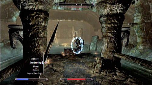 Kiedy przejdziesz przez magiczne drzwi, dotrzesz do korytarza z całą masą wahadeł - The Final Descent [Ostateczne zejście] | Wątki poboczne - Raven Rock - The Elder Scrolls V: Skyrim - Dragonborn - poradnik do gry