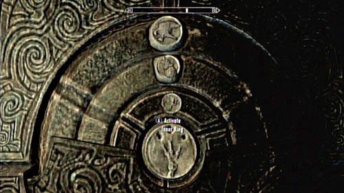 Po przejściu przez wszystkie magiczne kładki ostatecznie dotrzesz do sali z wrotami-zagadką - Lost Legacy [Zaginione dziedzictwo] | Wątki poboczne - Wioska Skaalów - The Elder Scrolls V: Skyrim - Dragonborn - poradnik do gry