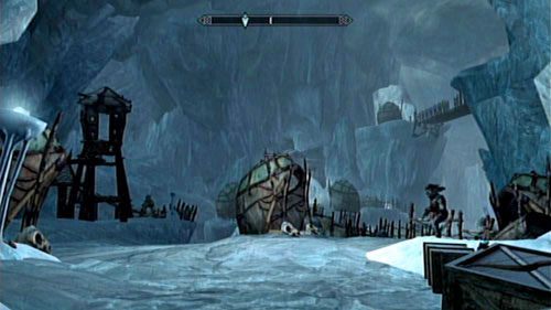 Gdy staniesz przed tronem, na którym spoczywa szkielet Karstaaga, złóż na nim czaszkę znalezioną w Glacial Cave - Karstaag | Nieoznaczone zadania | Solucja TES V Skyrim Dragonborn - The Elder Scrolls V: Skyrim - Dragonborn - poradnik do gry