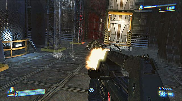 Niezależnie od tego czy wybierzesz lewe czy prawe balkoniki musisz się liczyć z tym, że niespodziewanie utracisz stabilny grunt pod nogami i wylądujesz na niższym poziomie - Przedostań się do lądownika i ucieknij z Sephory | Misja 3 - Upadek Sulaco - Aliens: Colonial Marines - poradnik do gry