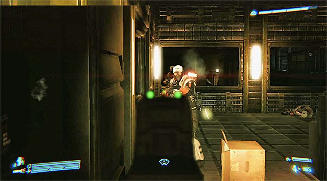Przemieszczaj się sukcesywnie do przodu - Przejdź przez sekcję inżynieryjną na pokład dowodzenia | Misja 2 - Bitwa o Sulaco - Aliens: Colonial Marines - poradnik do gry
