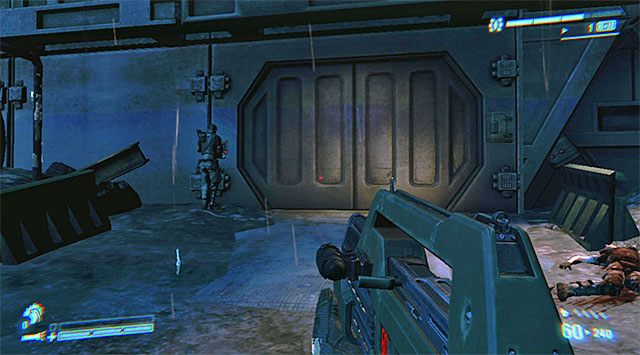 Kontynuuj unikania szarż tarana i prowadzenie ostrzału do momentu gdy uda ci się go ostatecznie pokonać - Dotrzyj do lądowiska, żeby Reid mogła wystartować | Misja 9 - Nadzieje w Hadleys Hope - Aliens: Colonial Marines - poradnik do gry