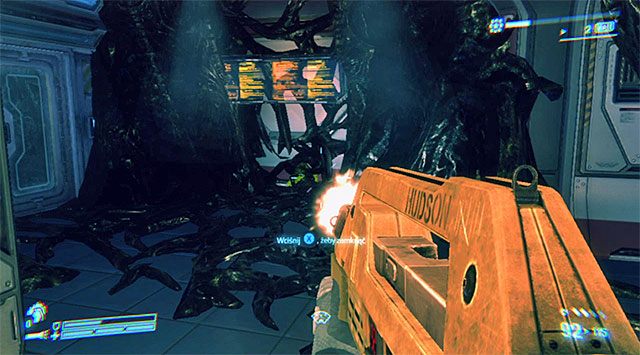 Przystąp do eksploracji balkoników, odnajdując po drodze cenne zapasy - Przywróć zasilanie w windzie | Misja 10 - Wrak odzyskany - Aliens: Colonial Marines - poradnik do gry