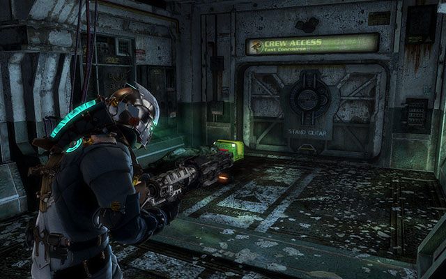 Po wyjściu z sali kinowej znajdziesz się w długim korytarzu - na jego końcu, tuż przy skrzyni i zwłokach leży log tekstowy - Rozdział 3 | Sekrety | Dead Space 3 - Dead Space 3 - poradnik do gry