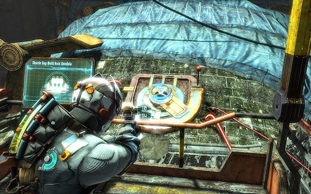 Skieruj się do gondoli, którą możesz zjechać zaraz pod kadłub wahadłowca - Craft a remote relay | 6 - Repair to Ride | Dead Space 3 - Dead Space 3 - poradnik do gry