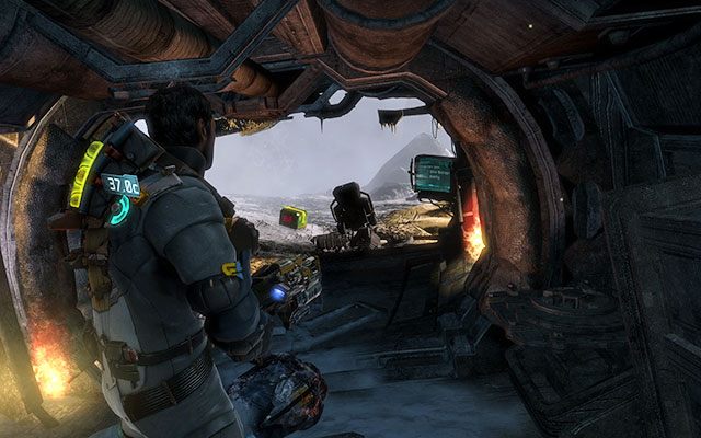 Ponownie rozpocznij wędrówkę przed siebie, kierując się w stronę kolejnych płomieni - 8 - Off the Grid - Search for survivors | 8, 9 - Off the Grid / Onward - Dead Space 3 - poradnik do gry