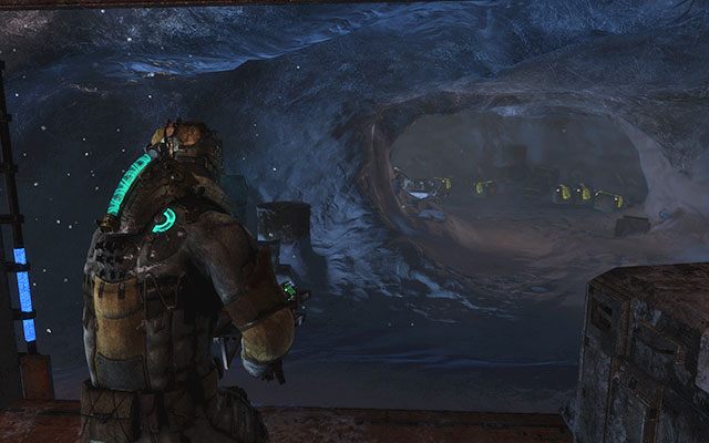 Podążaj przed siebie w śnieżycy, aż dotrzesz do czegoś w rodzaju mostu - uważaj, gdyż przed wejściem z ziemi wyłoni się Nekromorf - Find Ellie and herc rew | 8, 9 - Off the Grid / Onward | Dead Space 3 - Dead Space 3 - poradnik do gry