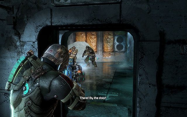 W drodze powrotnej zostaniesz zaatakowany przez Unitologów wewnątrz pomieszczenia z zamrożonymi stworami - Collect the Rosetta samples - Geology sector | 14 - Everything Has Its Place - Dead Space 3 - poradnik do gry