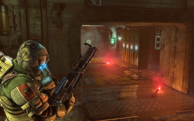 Gdy wrota się otworzą biegnij na koniec korytarza do windy, cały czas uważając na wydobywający się gaz - Retrieve the Codex from Danik | 15 - A Change of Fortitude | Dead Space 3 - Dead Space 3 - poradnik do gry