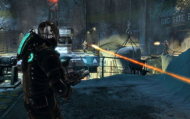 Kiedy wszystko ucichnie, na spokojnie odblokuj drzwi przy użyciu interfejsu elektrycznego i wejdź do środka - Retrieve the Codex from Danik | 15 - A Change of Fortitude | Dead Space 3 - Dead Space 3 - poradnik do gry