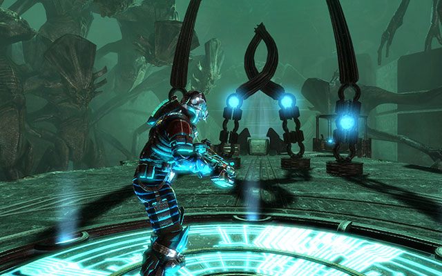 Po oczyszczeniu lokacji udaj się windą do miejsca z filarami oraz dwoma symbolami na ścianie - Complete the Array Sequence | 18, 19 - Kill or Be Killed / Endings - Dead Space 3 - poradnik do gry