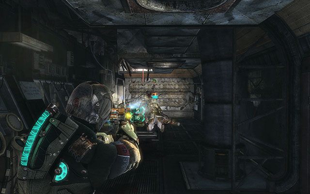 W dalszej części korytarza znajdziesz kilka skrzyń i szafek oraz kiosk z kombinezonami - Reaper Barracks - Scavenge the 163rd Reaper Barracks | Zadania poboczne - inne - Dead Space 3 - poradnik do gry
