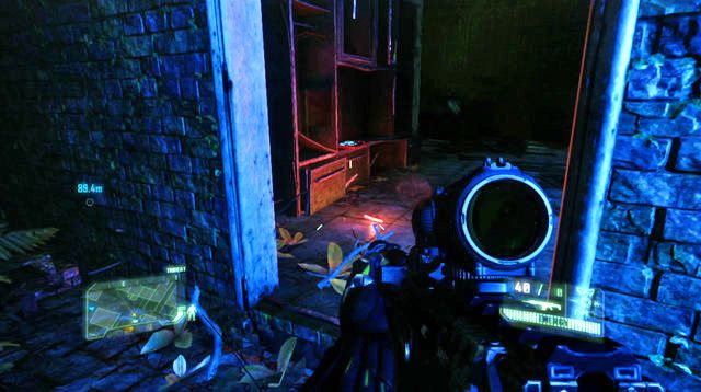 Kiedy dotrzesz do budynku, w którym znajduje się Ceph Mindcarrier, wskocz na piętro i przejdź do pokoju za Mindcarrierm - Safeties Off | Dane wywiadowcze CELL oraz plakaty | Crysis 3 - Crysis 3 - poradnik do gry