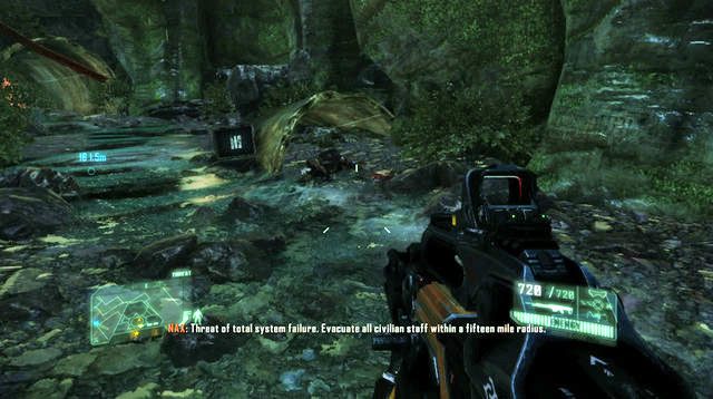 Idąc prosto natkniesz się na wrogi patrol - Dostań się do Systemu-X | The Root of All Evil | Crysis 3 - Crysis 3 - poradnik do gry